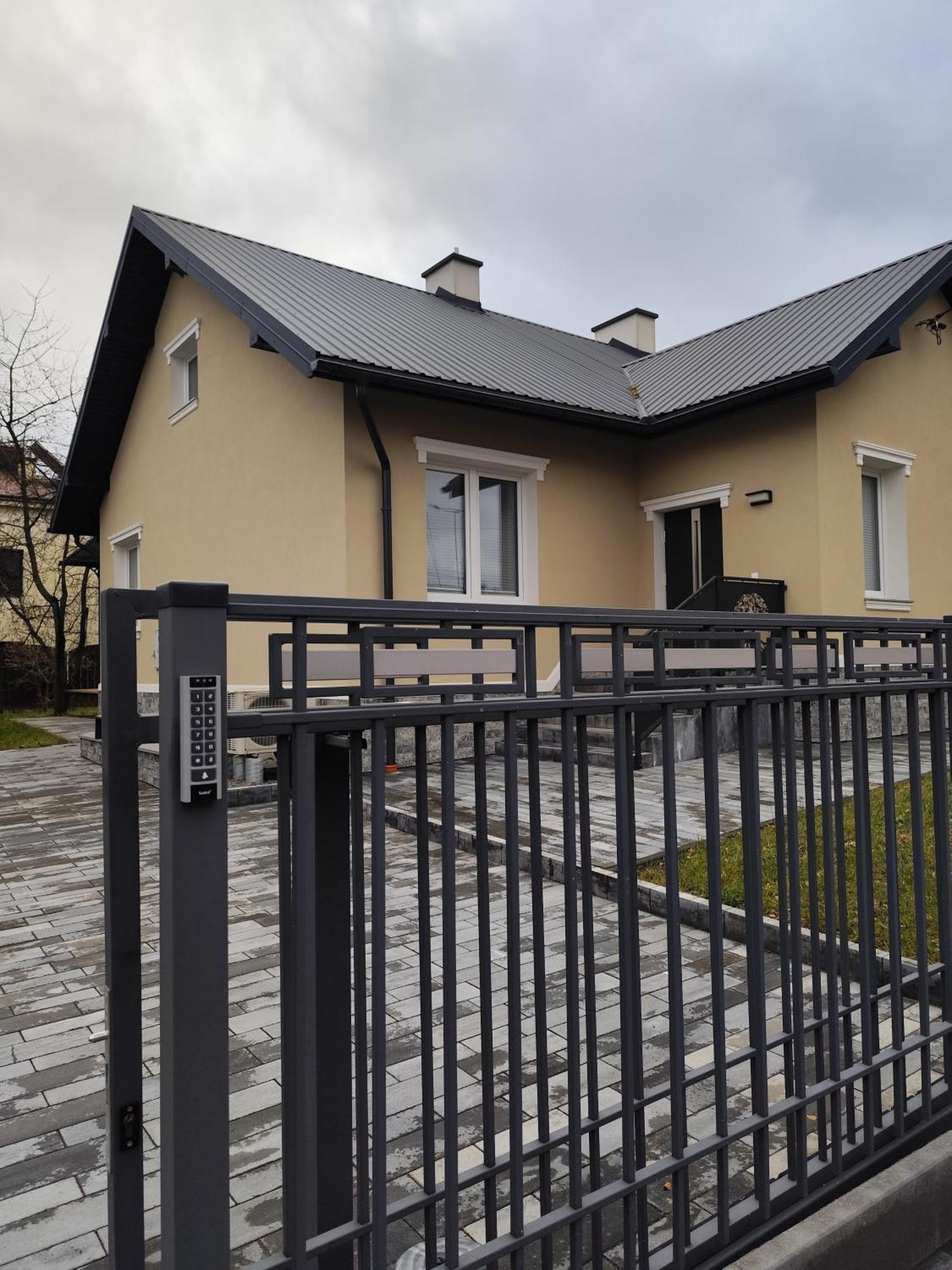 Berryblossom Estate Krosno Exterior foto